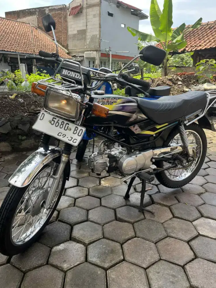 Motor Honda Win 100