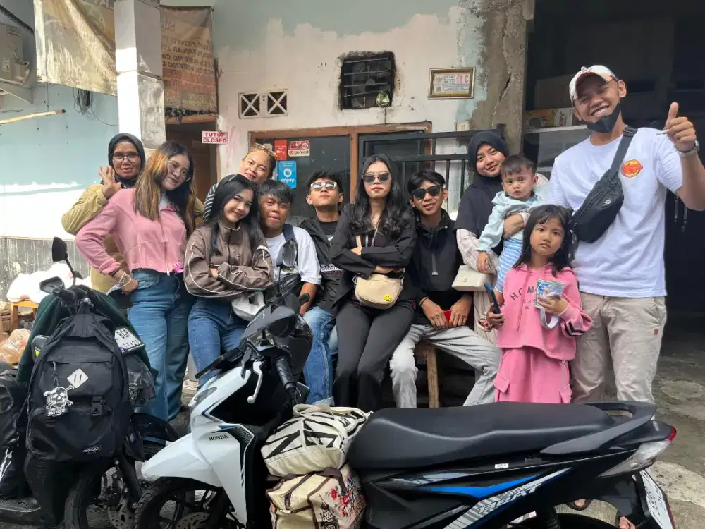 Dibutuhkan beberapa pegawai wanita