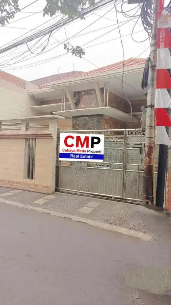 Dijual Cepat Rumah di pinggir jalan Tebet Timur Jakarta Selatan