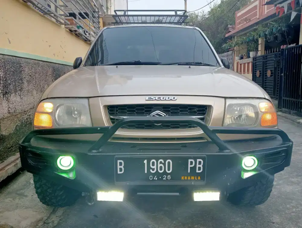 Escudo 1.6 Injection Super Adventure