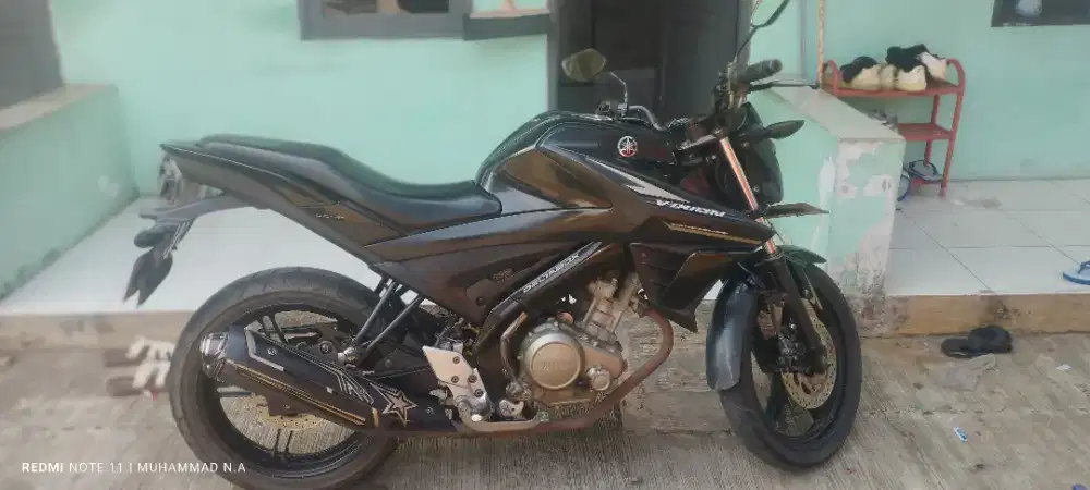 All New Vixion ( Hitam ) Low KM