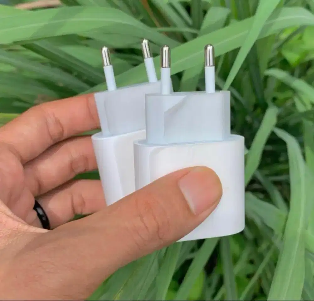 Charger iphone 11,12,13 max pro