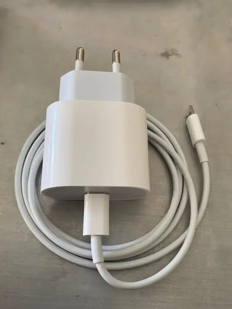 Charger iphone 20 wat second