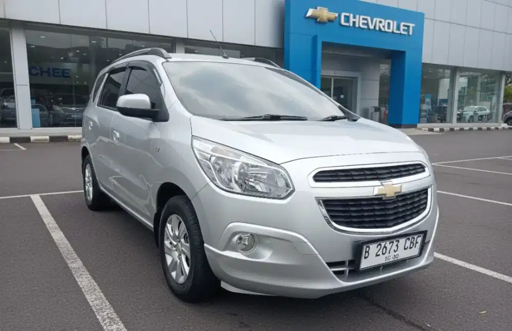 CHEVROLET SPIN LTZ 1.3 MT 2014