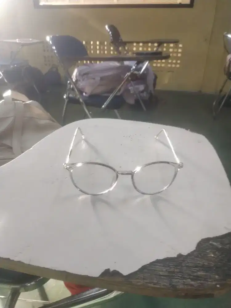 Kacamata bisa di pakai kemana aja