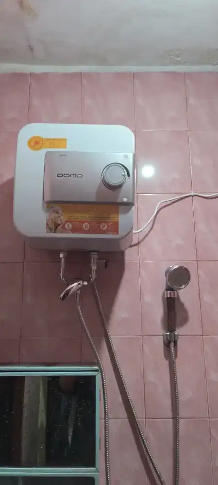 WATER HEATER LISTRIK - MANDI AIR HANGAT PRAKTIS