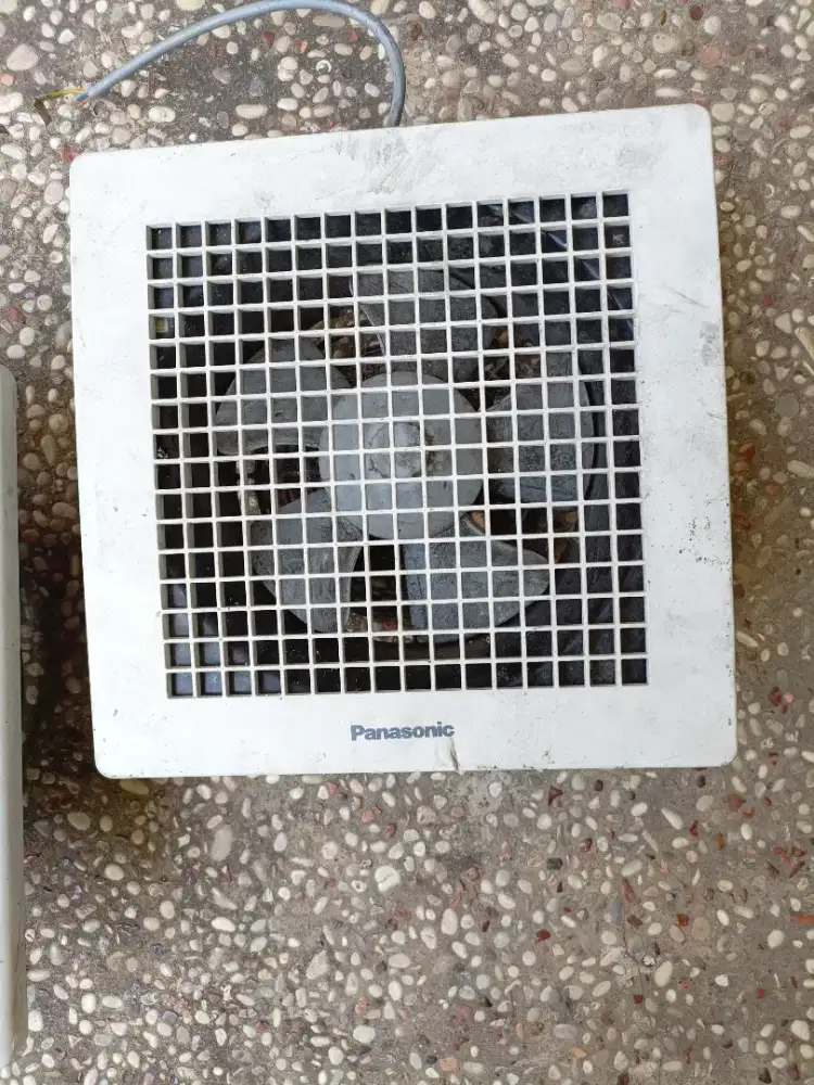 Dijual 1 unit Exhaust Fan Ceiling Panasonic 12 inch