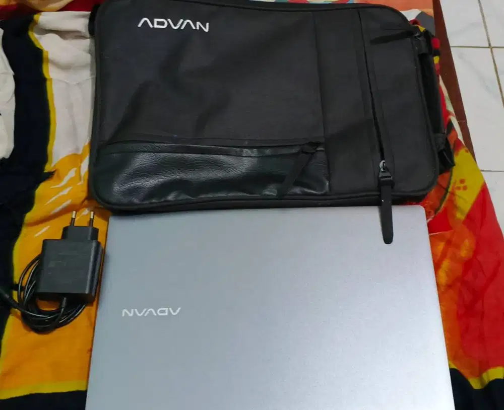 Advan TBook N100 8Gb 128Gb Windows 11 (Like New)