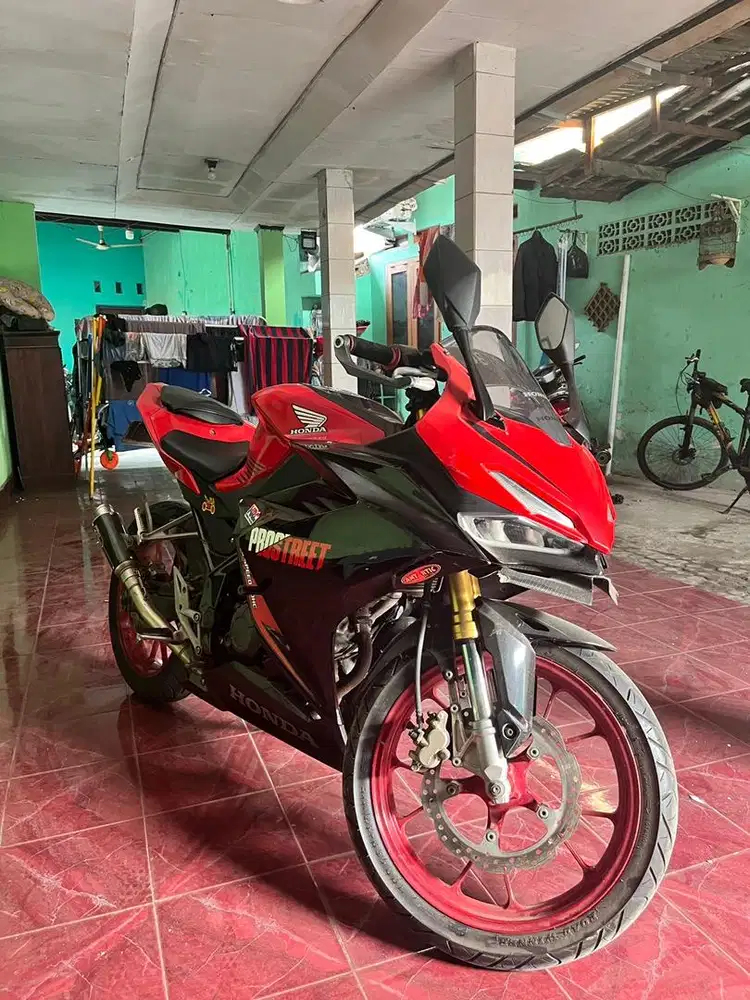 JUAL CBR 150 R 2021
