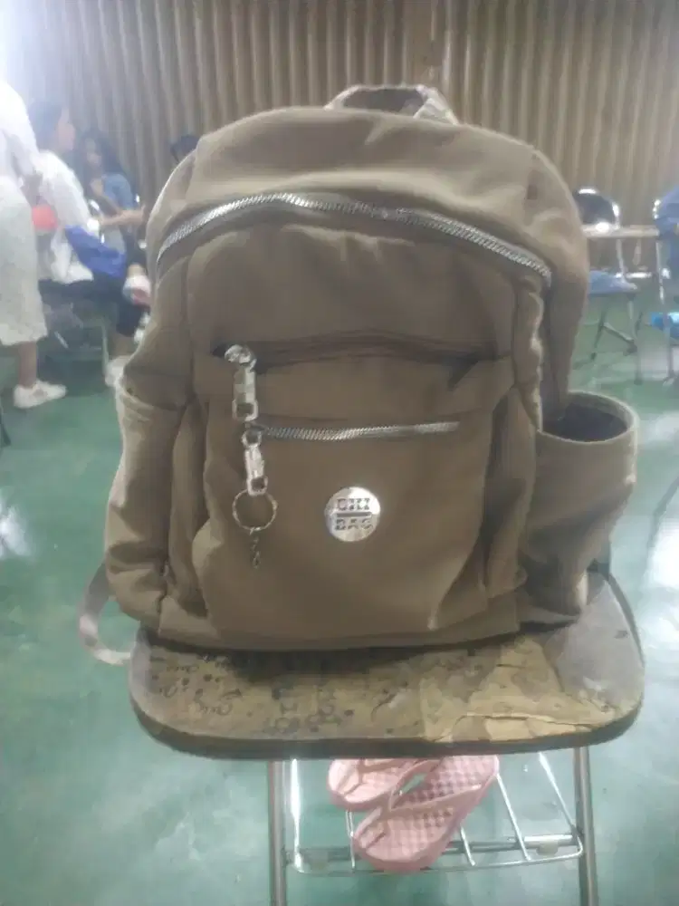 Tas ransel sekolah dan lain lain