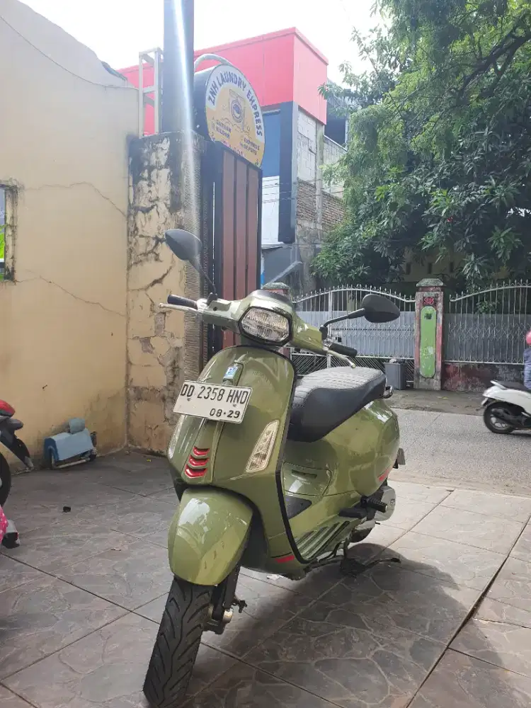 vespa sprint s abs 155 low km