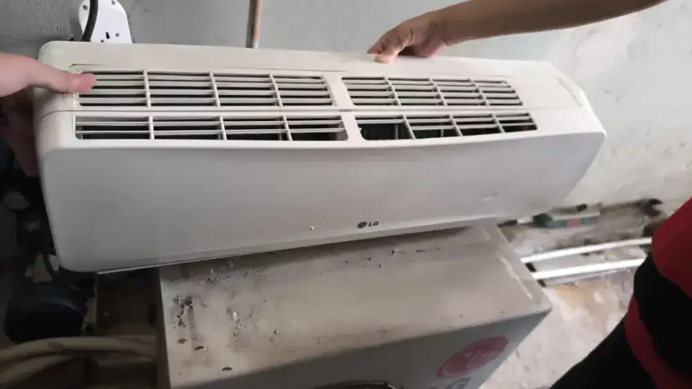 Penampungan ac bekas