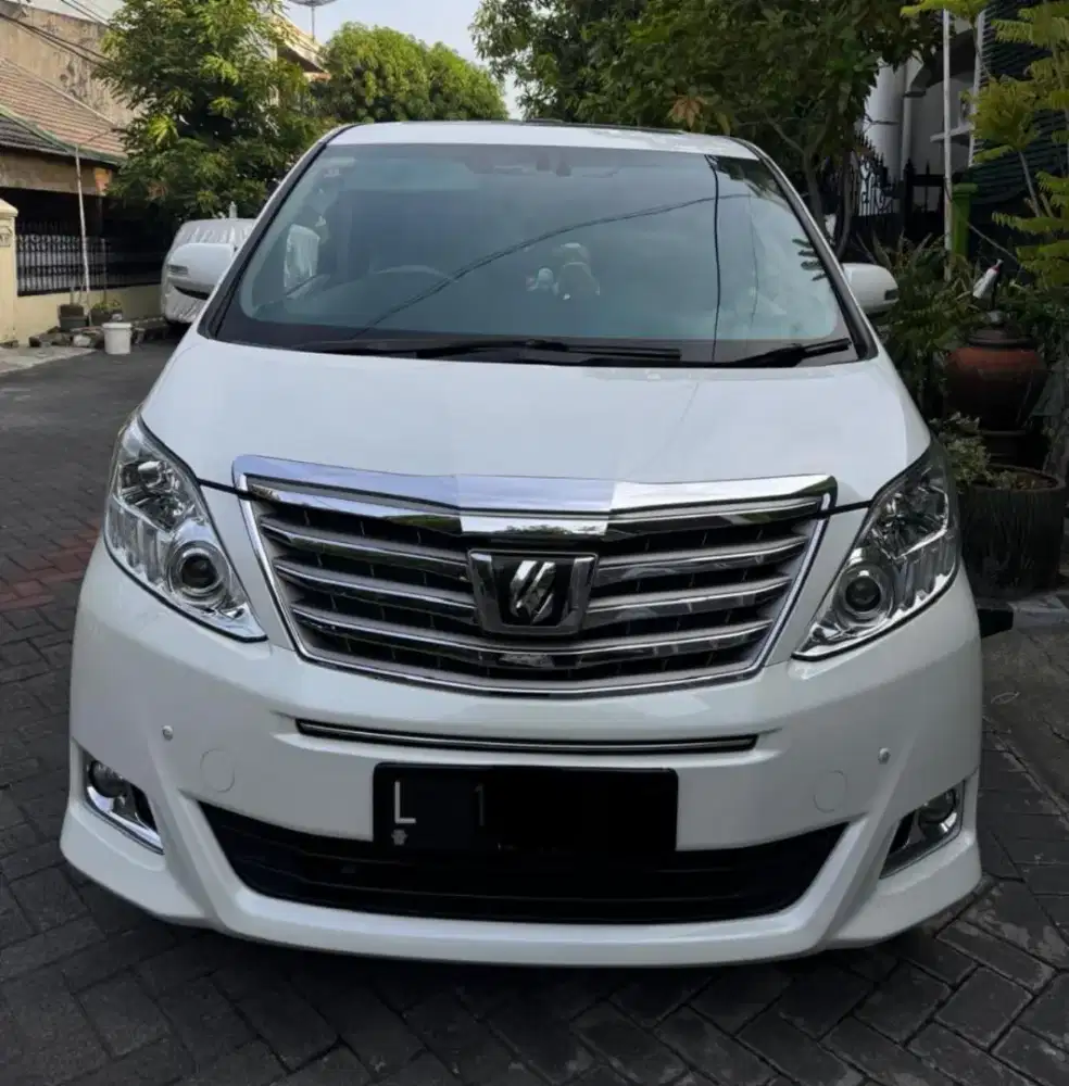 Alphard type G 
2.4
tahun 2013