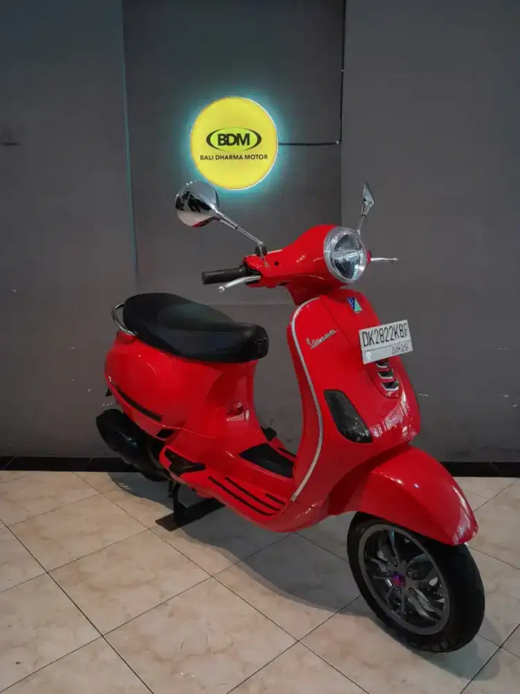 DP 7,7 JT/ BUNGA MENURUN2 % / PIAGGIO VESPA LX IGET TAHUN 2023