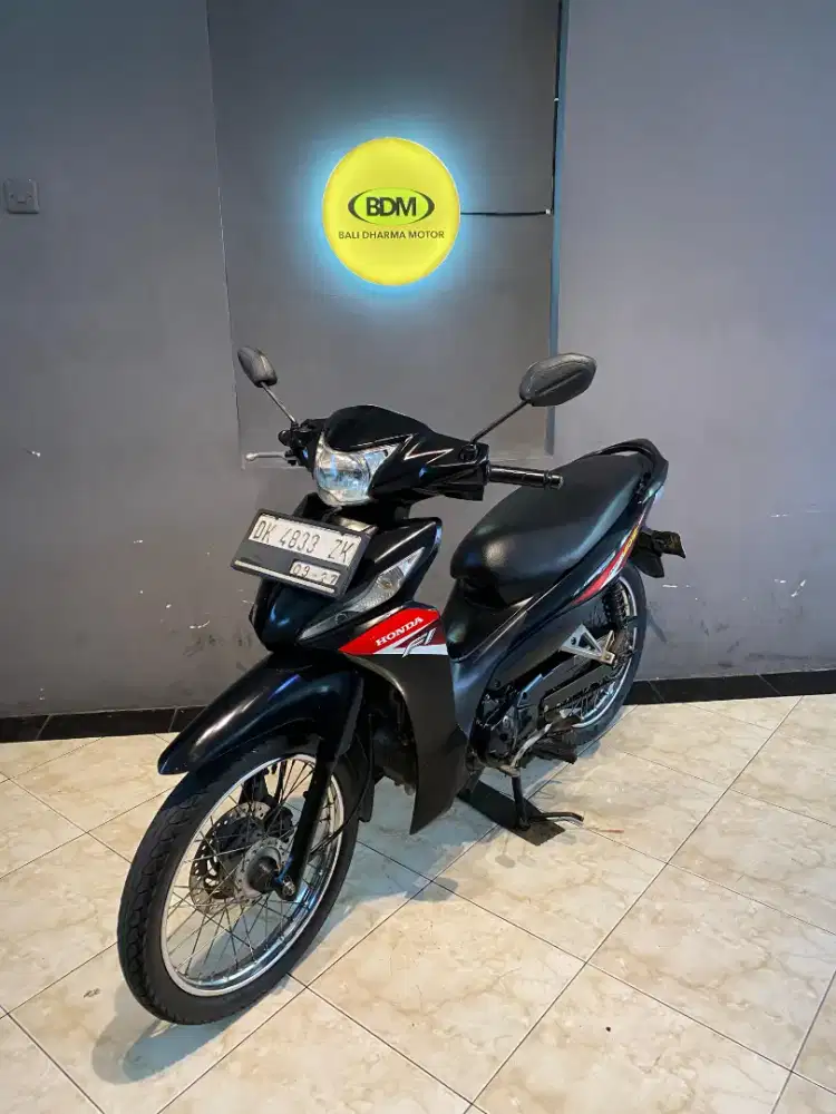 DP 500K/ BUNGA MENURUN2 % / HONDA REVO 125 TAHUN 2022