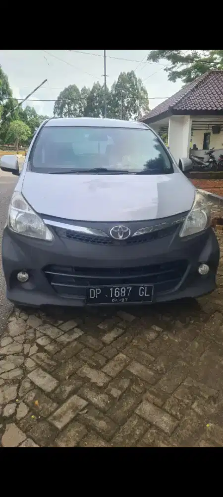 avanza veloz 1300 2012