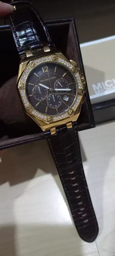 Jam tangan unisex MK