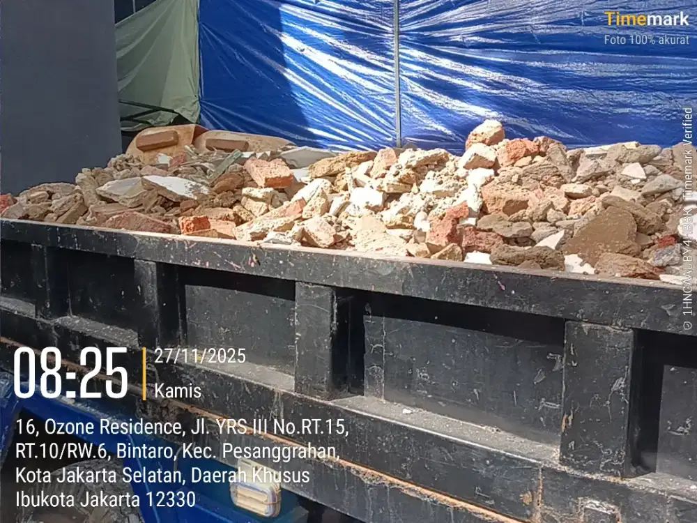 Jasa buang puing dan tanah