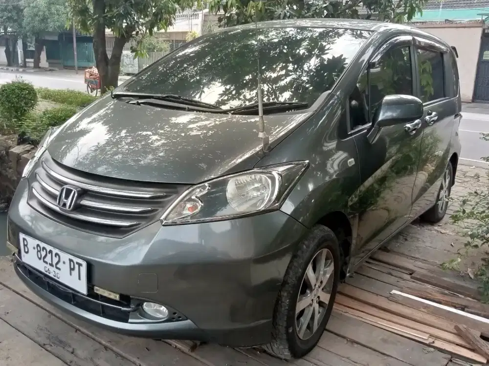 Freed PSD AT KM 90RB 2010 PJK 6/26 JUAL CEPAT CASH