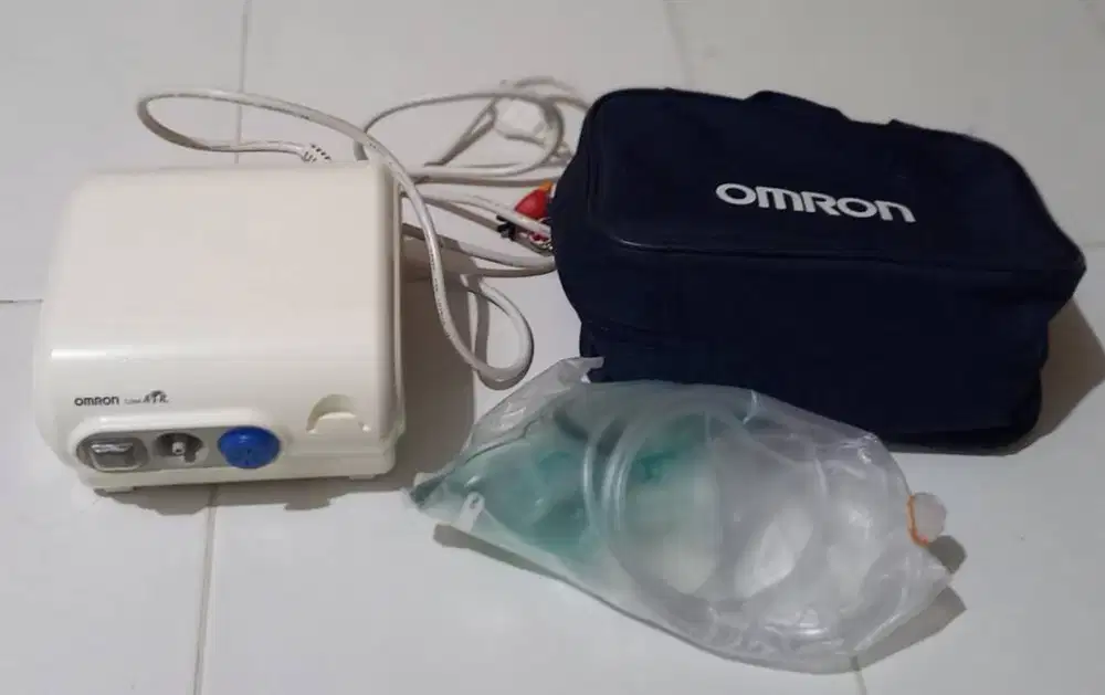Mesin Nebulizer Omron NE-C28,Lengkap Masker,Selang,Tas,mulus,harga NET