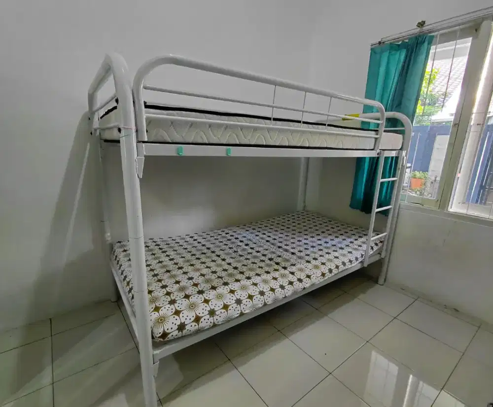 Ranjang susun Second Wesley Bunkbed Informa