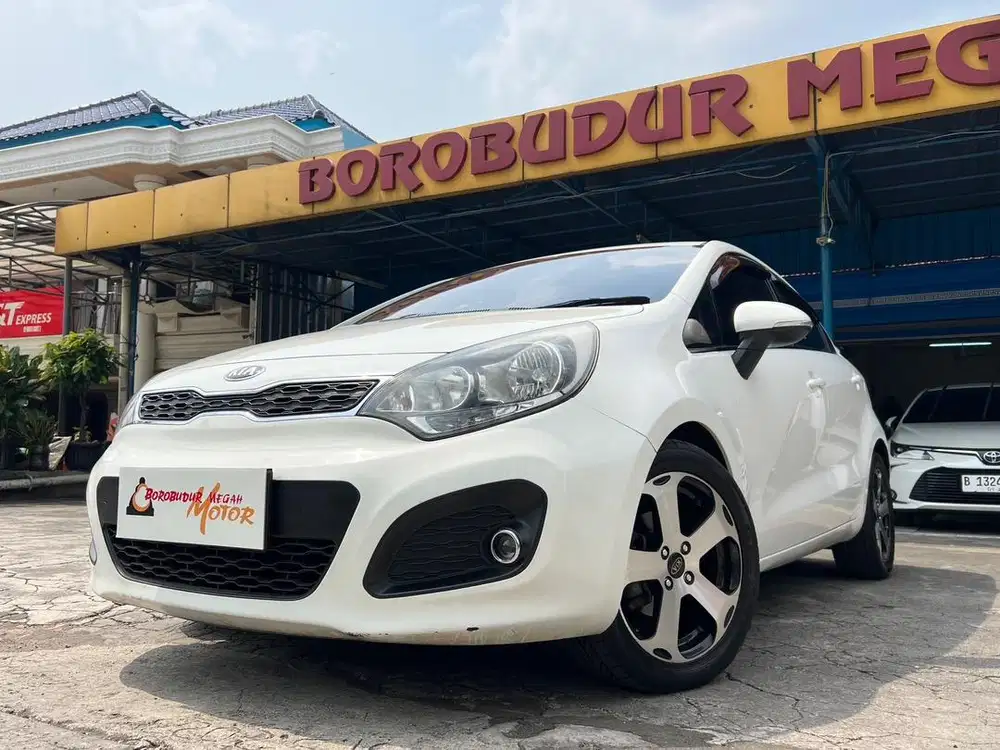 KIA RIO 2013 AT FIRST HAND ISTIMEWA