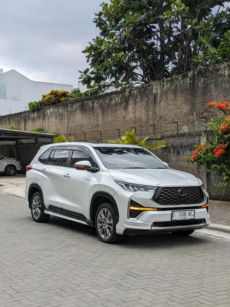 Innova zenix Q tss 2023 Hybrid modelista