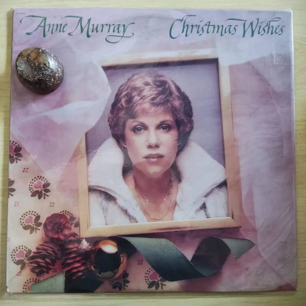 ANNE MURRAY - Christmas Wishes - Vinyl - Piringan Hitam