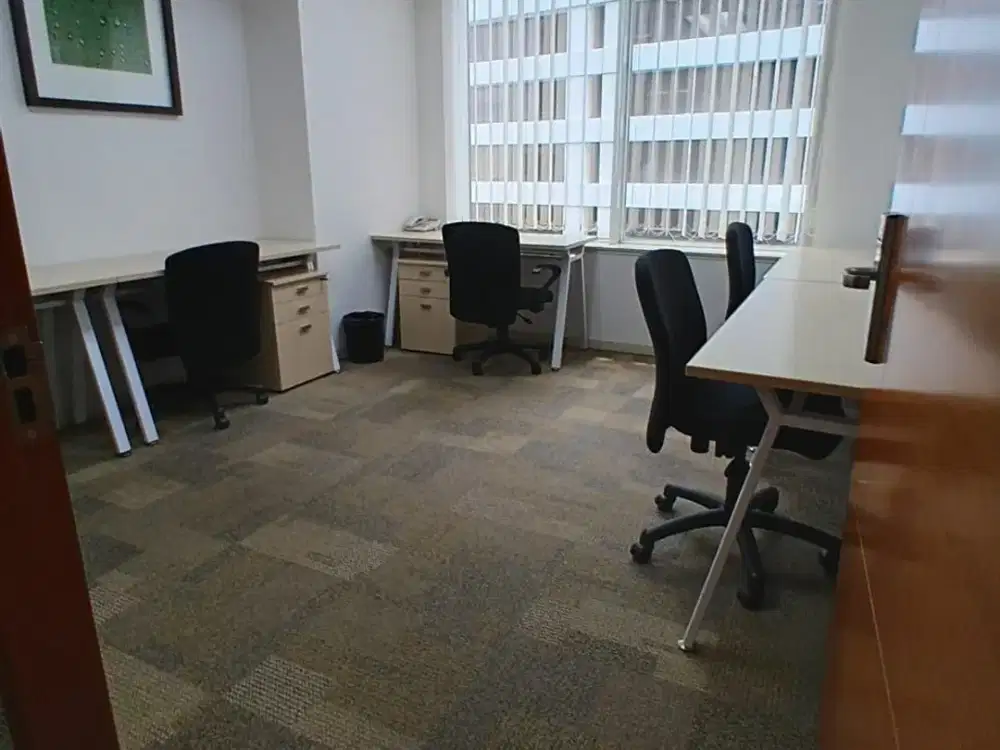 Sewa Kantor Fully Furnished 6 Pax di Mayapada Tower Sudirman Dekat MRT