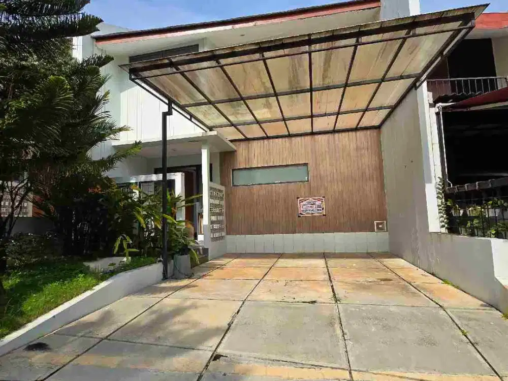 Rumah 2 lantai di Naraya BSB selangkah dari Danau