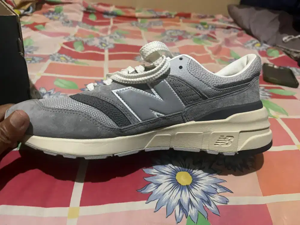 New Balance 997R