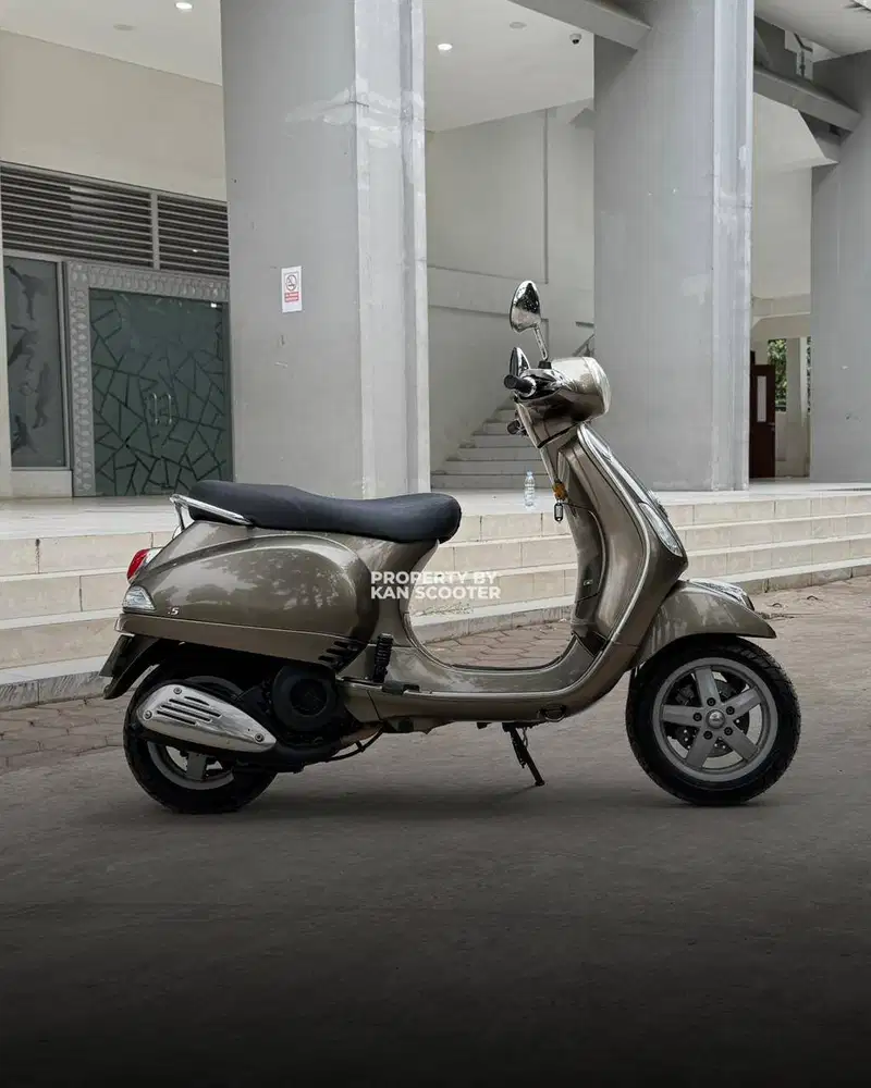 VESPA LX 150 3V 2013 BERGARANSI