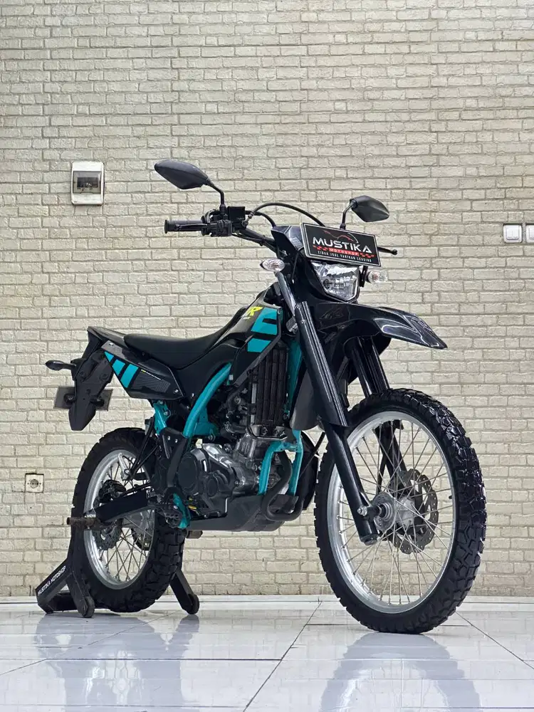 WR 155 Warna Favorite