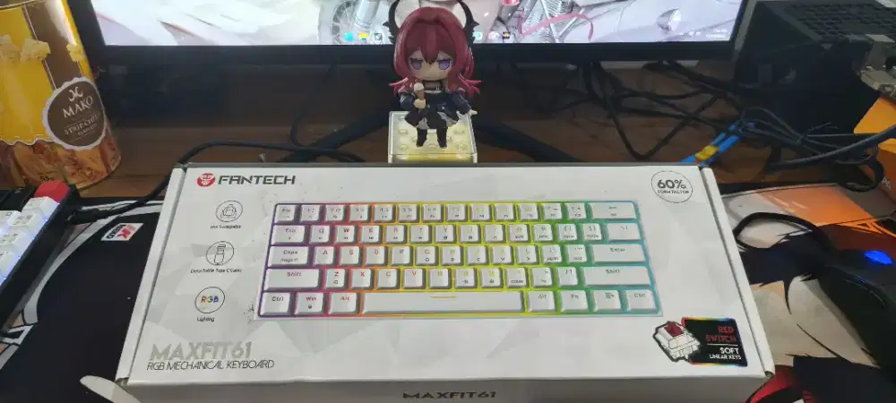 Keyboard Fantech Maxfit 61 White (Red Switch)