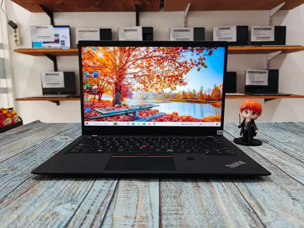 Dijual Cepat Laptop Second THINKPAD X1CARBON 5TH CORE i5-7200U RAM 8GB