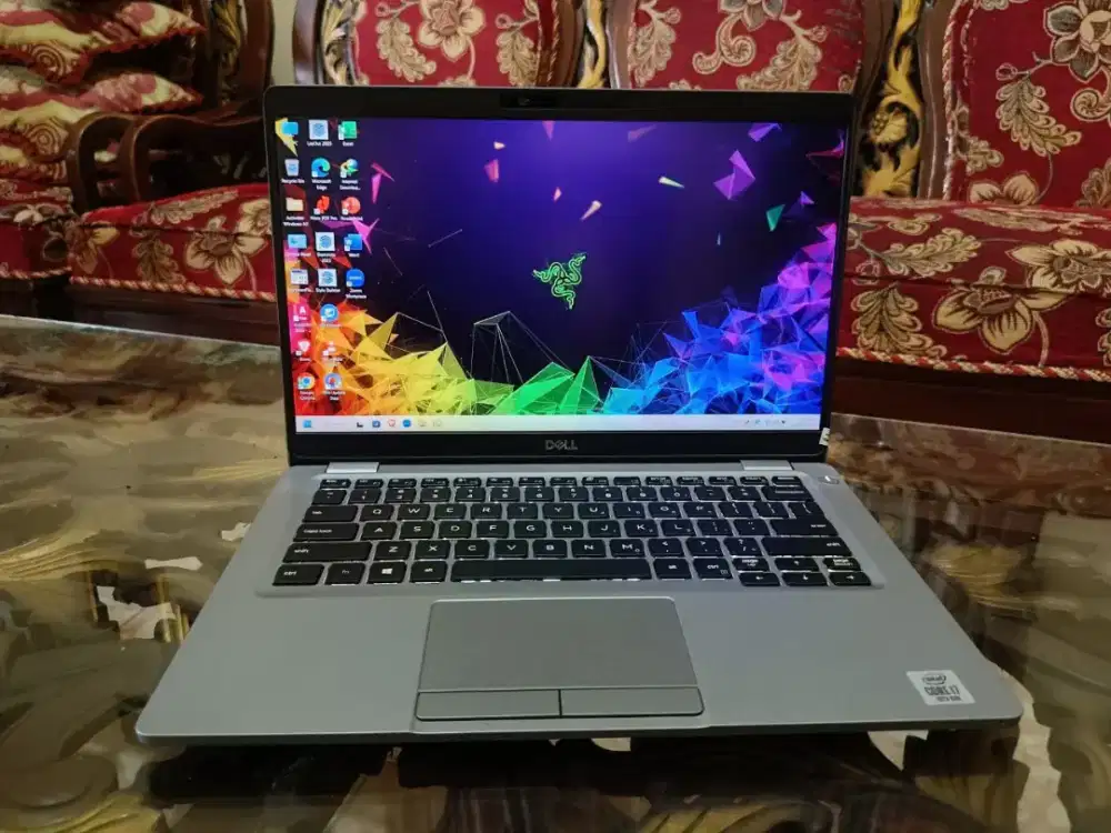 Laptop Dell Touchscreen Core i7 gen 10 RAM 16GB SSD 512GB