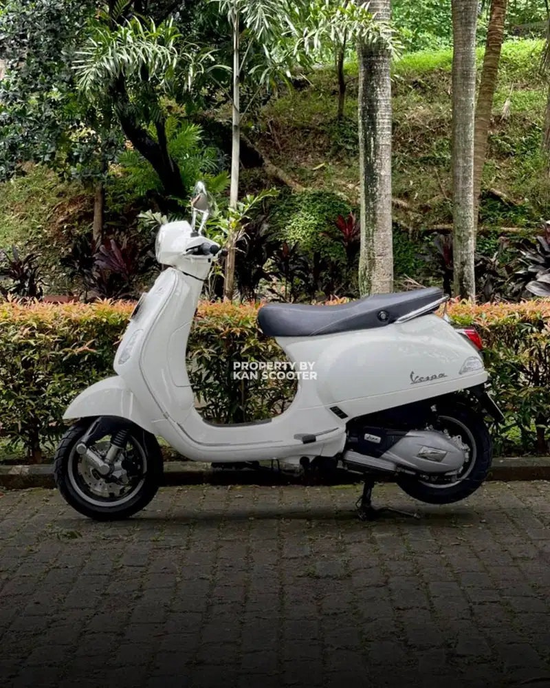 JUAL MURAH VESPA LX 125 iGET FACELIFT 2023 REGIST 2024 MULUS