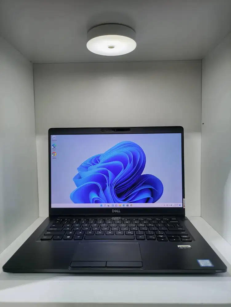 Laptop DELL LATITUDE 5300 Core i5 Gen 8 Touchscreen