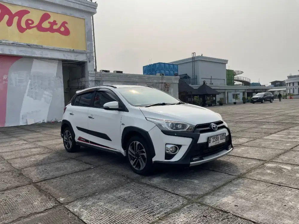 KM 60RB. TOYOTA YARIS TRD HEYKERS 2016