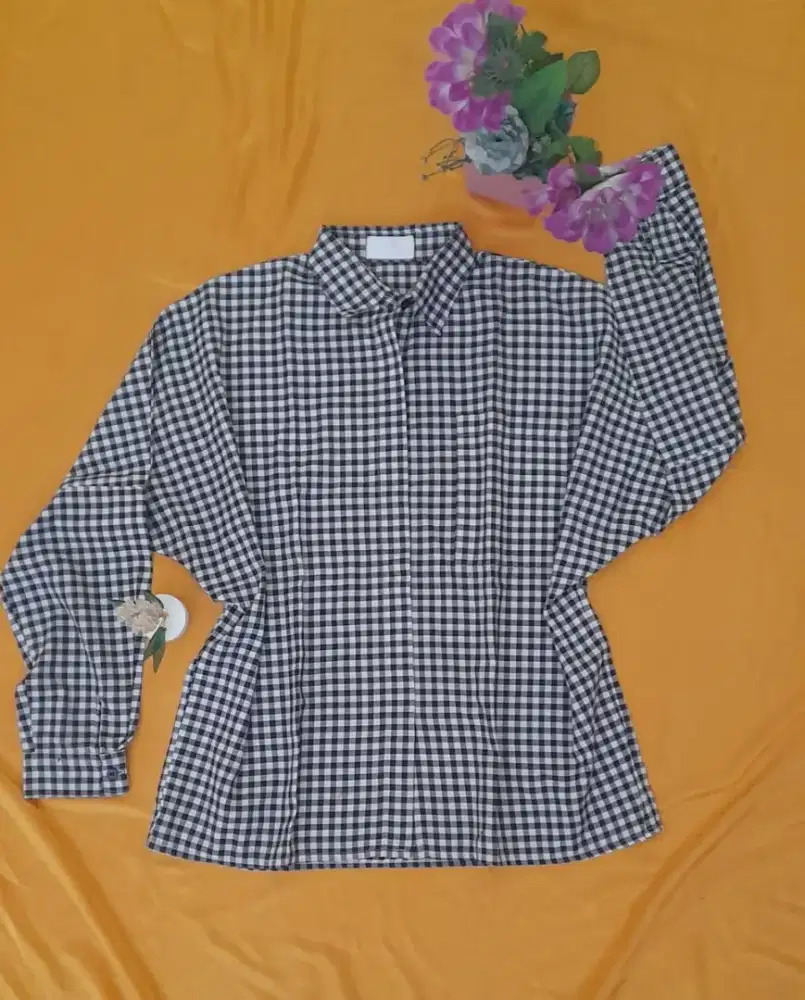 Kemeja kotak hitam - HSC 2025