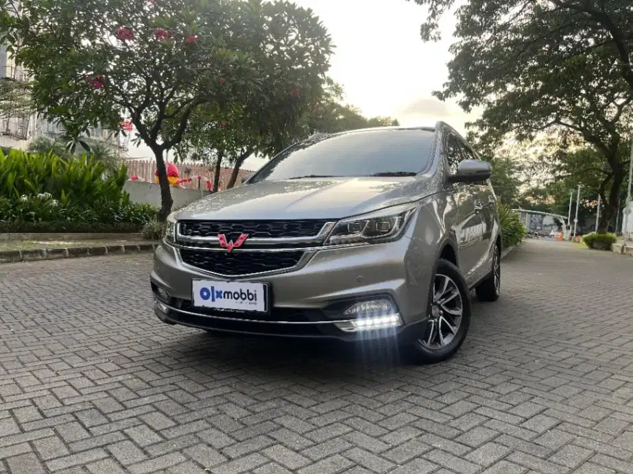 LOW DP Wuling Cortez 1.5 LT Lux Plus Bensin-AT 2021 SRT