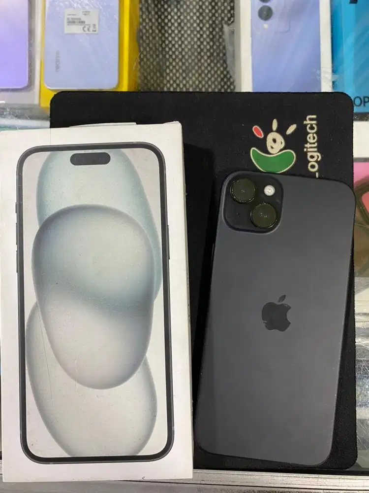 Iphone 15 plus RAM 128 GB