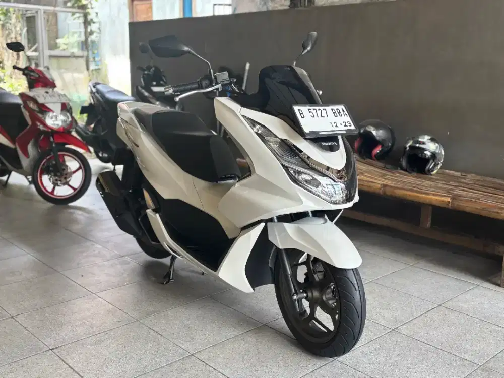 KM 1 RB PCX ABS KEYLESS TH 2024