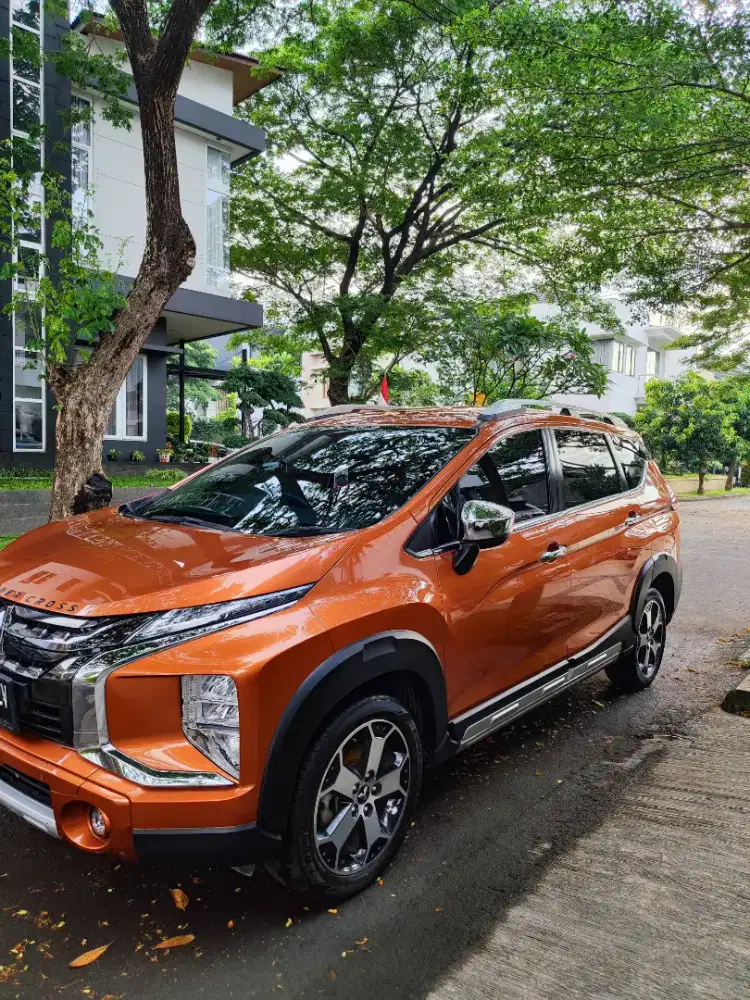 Mitsubishi Xpander Cross Premium AT 2020