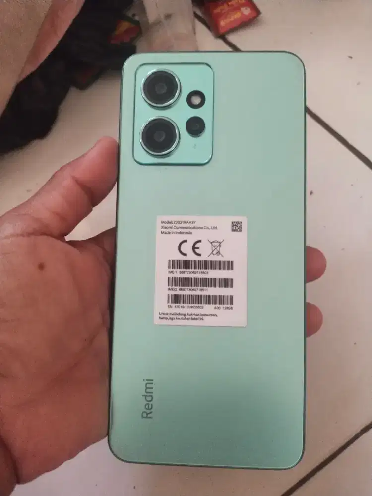Redmi note 12   NFC. 8/128  ga ada minus nya