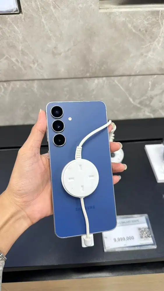 Samsung S25 fe 8/256 new