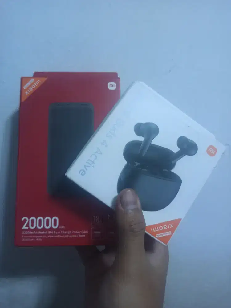 REDMI BUDS 4 ACTIVE DAN POWERBANK XIAOMI 20K