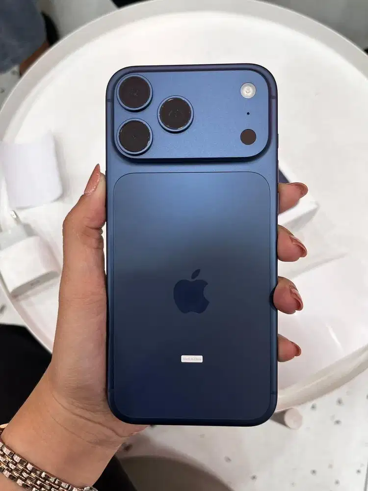iPhone 17 Pro Max 256gb Deep Blue