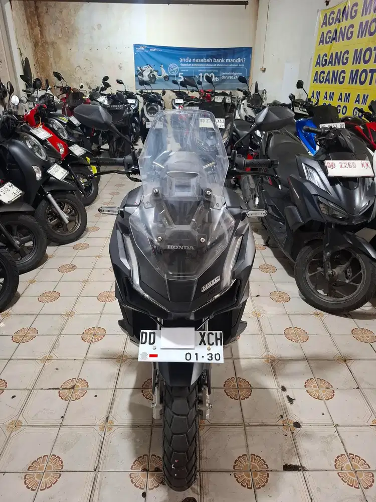 Honda ADV 160cc 2024 pemakaian 2025 hitam