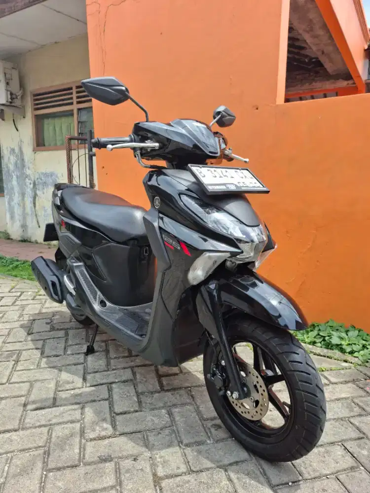 Yamaha Gear Ultima Hybrid 2025 Bln 5 Mulus Bergrnsi